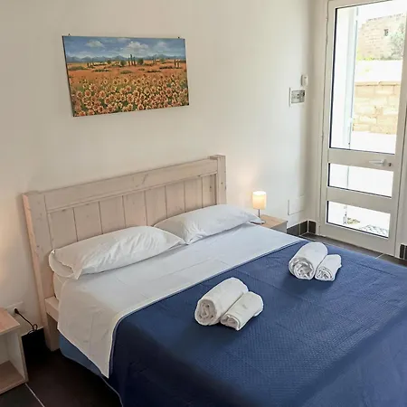 Li Monaci - - Ecobio Relais غالّيبولي