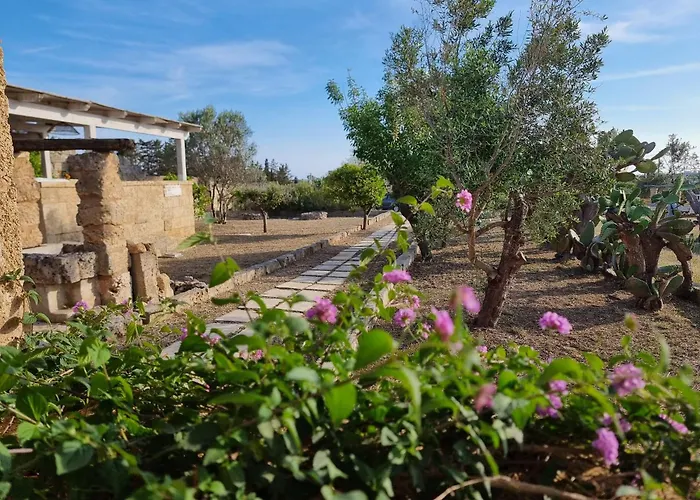 Li Monaci - - Ecobio Relais بيت ضيافة *