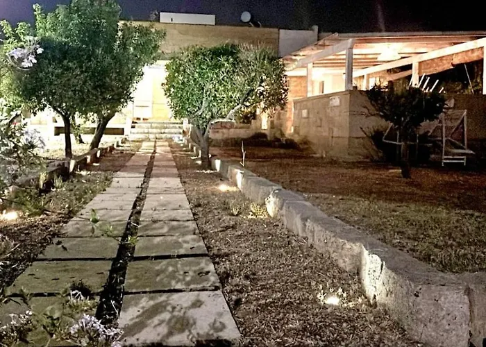 Li Monaci - - Ecobio Relais بيت ضيافة غالّيبولي